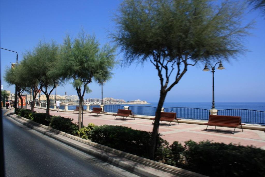 Luxe Apartment With Valletta And Harbour Views سليمة المظهر الخارجي الصورة
