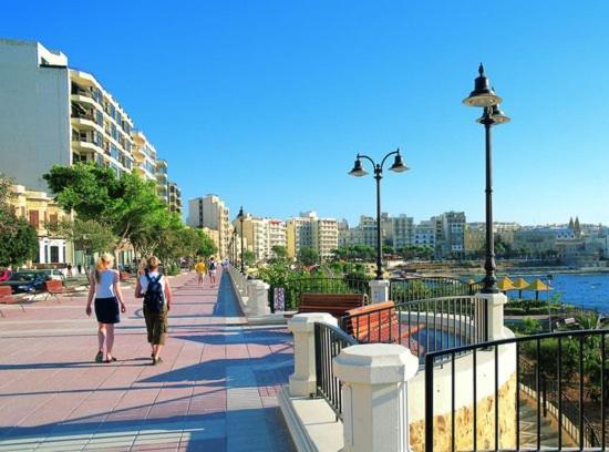 Luxe Apartment With Valletta And Harbour Views سليمة المظهر الخارجي الصورة