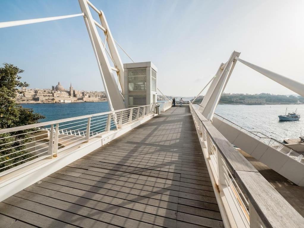 Luxe Apartment With Valletta And Harbour Views سليمة المظهر الخارجي الصورة